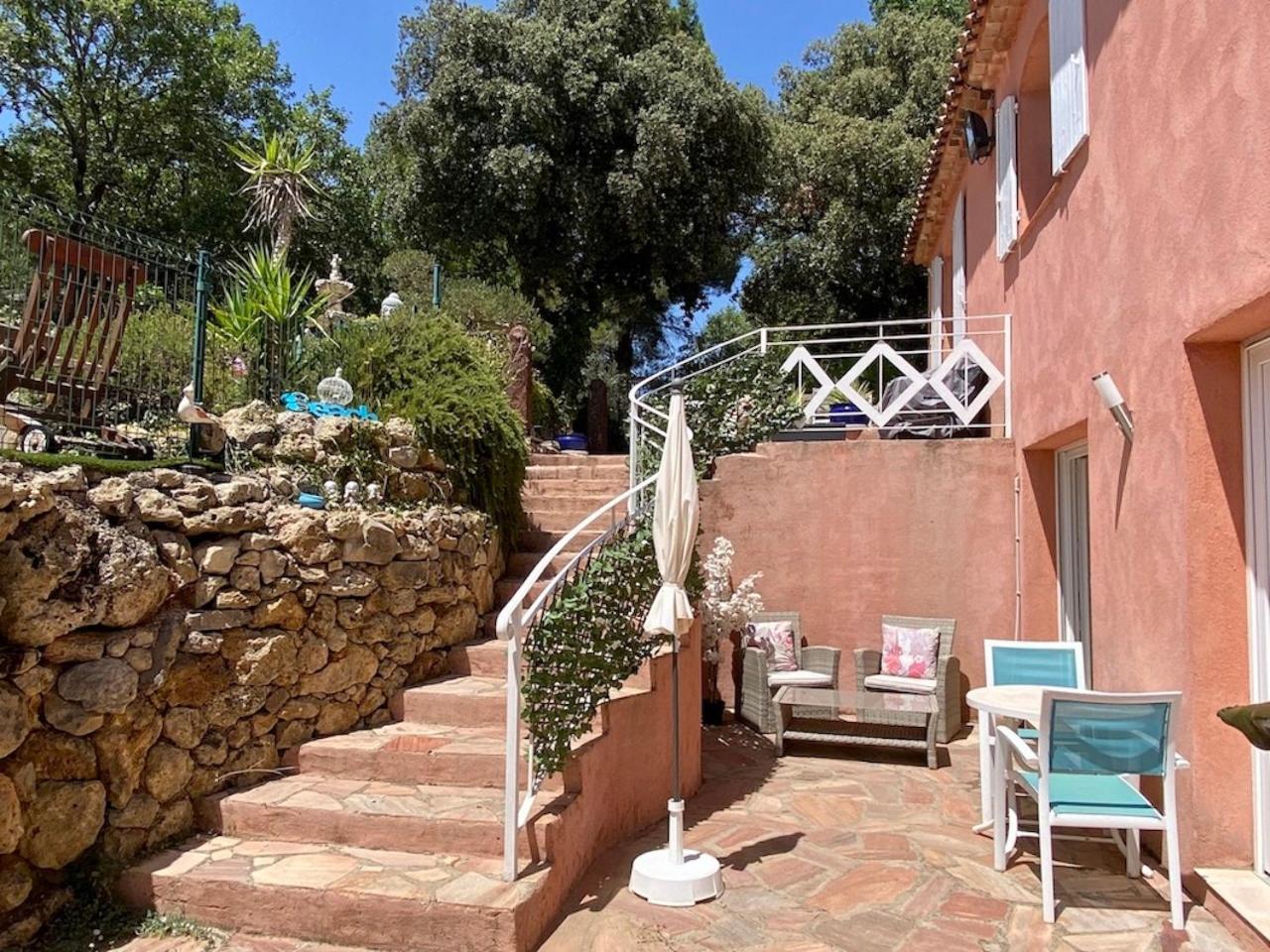 La Vie Est Belle En Provence Bed & Breakfast Tourves Ngoại thất bức ảnh